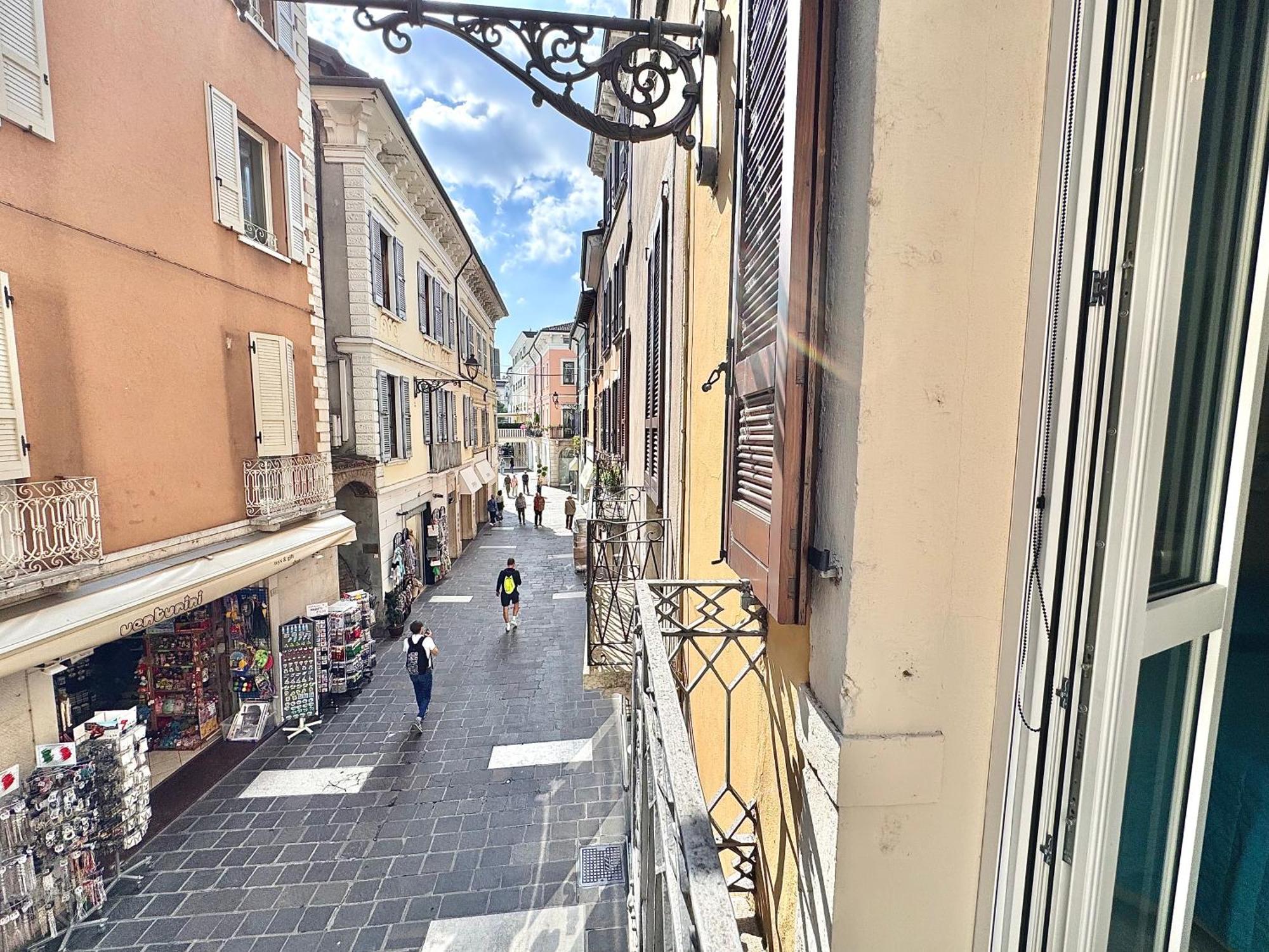 Casa La Margherita Desenzano del Garda Esterno foto